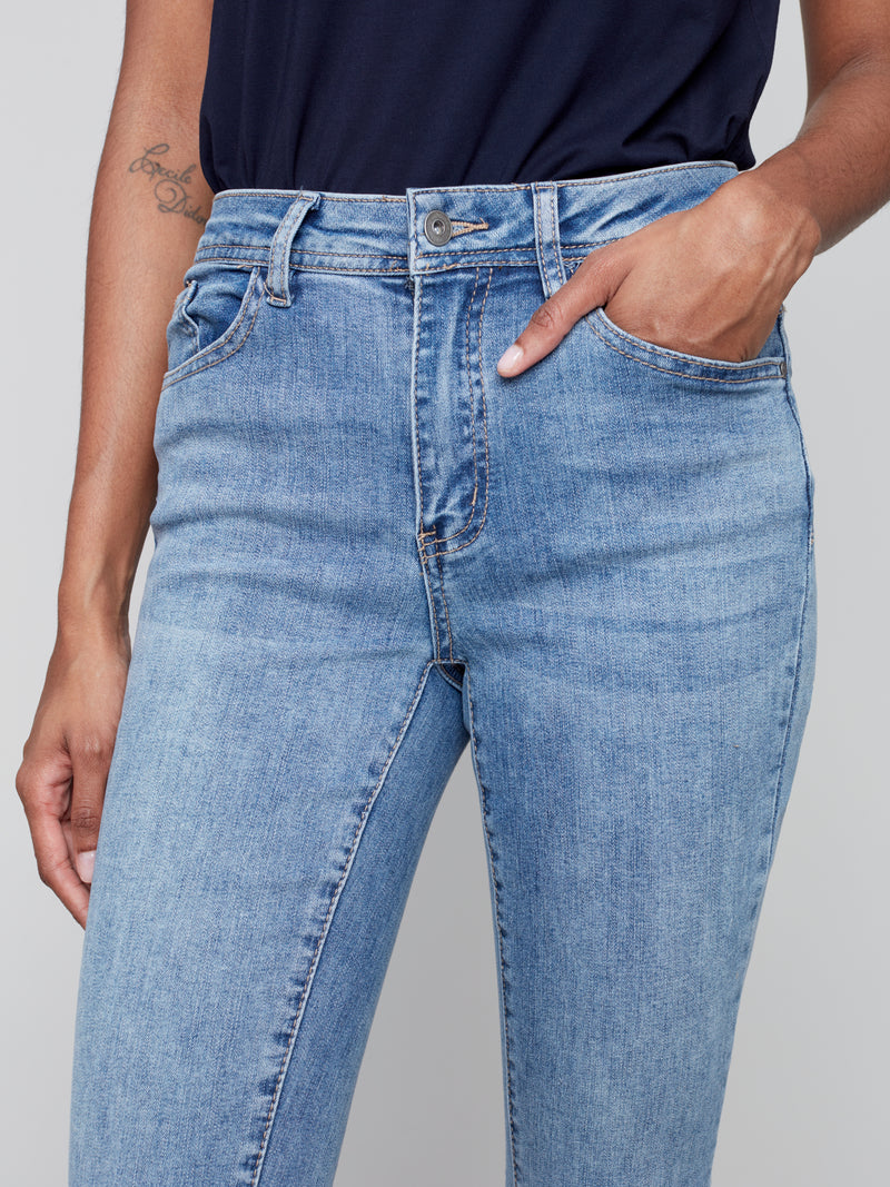 Frayed Hem Detail Denim Pants