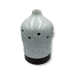 Ultrasonic essential oil diffuser