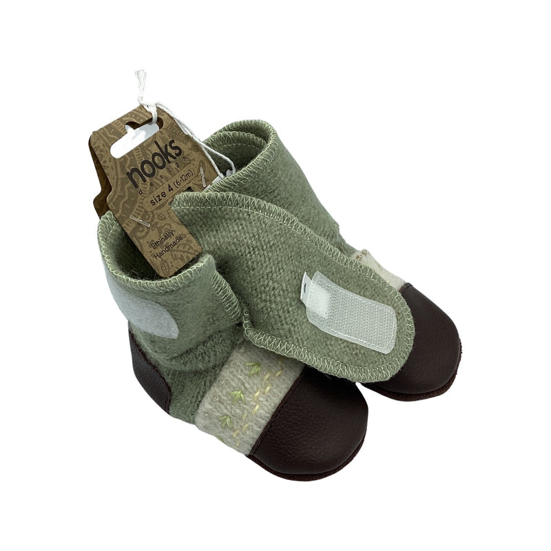 Nooks- Embroidered Wool Booties “Moss”